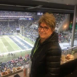 Meet your Posher, Joan